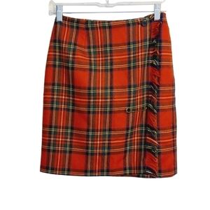 Rafaella Petites | Women's Vintage Red Scottish Wool Plaid Mini Skirt (Size 6)